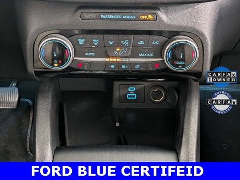 Certified 2022 Ford Escape Titanium w/ Titanium Elite Package image 31