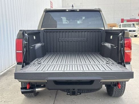 Used 2026 Toyota Tacoma TRD Off-Road image 34