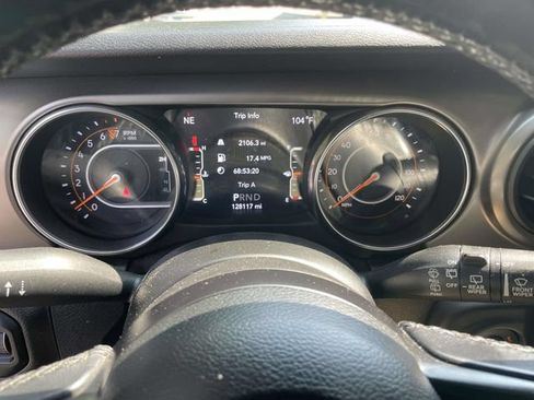Used 2018 Jeep Wrangler Sport AWD/4WD image 20