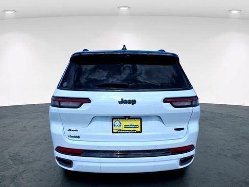 Used 2025 Jeep Grand Cherokee L Summit AWD/4WD image 10
