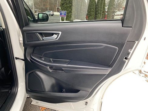 Used 2022 Ford Edge Titanium w/ Cargo Accessory Package image 38