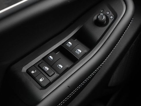 New 2025 Jeep Grand Cherokee Limited w/ Trailer Tow Package image 44