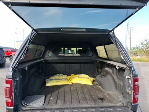 Used 2020 RAM 1500 Big Horn AWD/4WD image 11