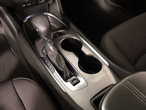 Used 2024 Chevrolet Malibu LT FWD image 8