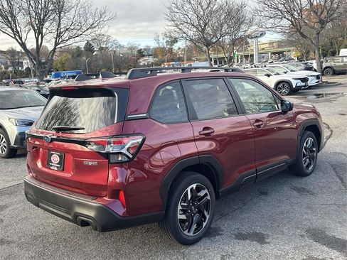 New 2025 Subaru Forester Premium image 4