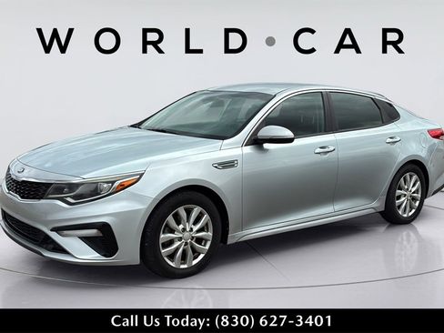 Used 2020 Kia Optima LX image 7