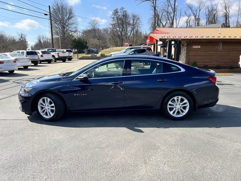 Used 2018 Chevrolet Malibu LT image 8