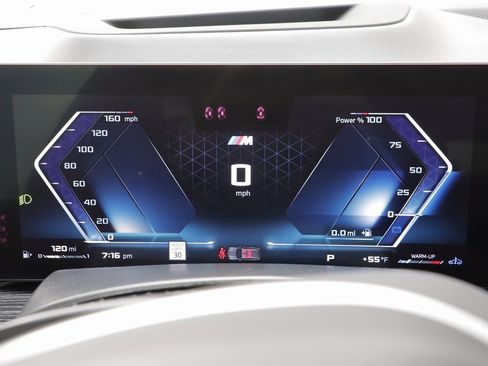 Certified 2025 BMW X7 M60i image 8