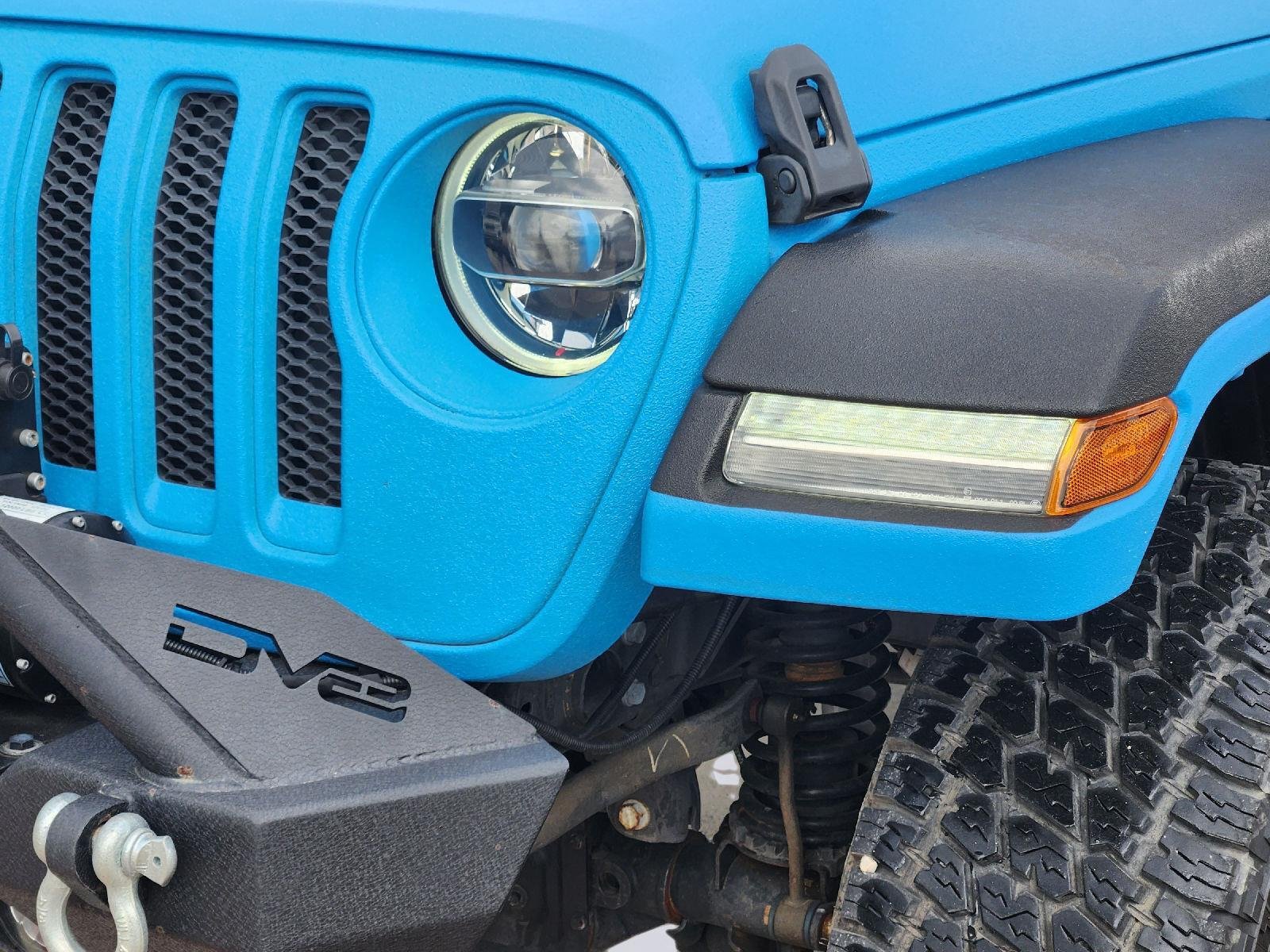 Used 2019 Jeep Wrangler Unlimited Sahara AWD/4WD image 8