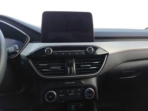 Certified 2021 Ford Escape SE image 12