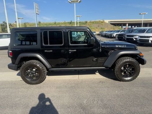 Certified 2022 Jeep Wrangler Unlimited Sport image 7