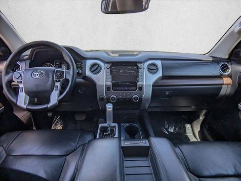Used 2020 Toyota Tundra Limited w/ Limited Premium Package AWD/4WD image 17