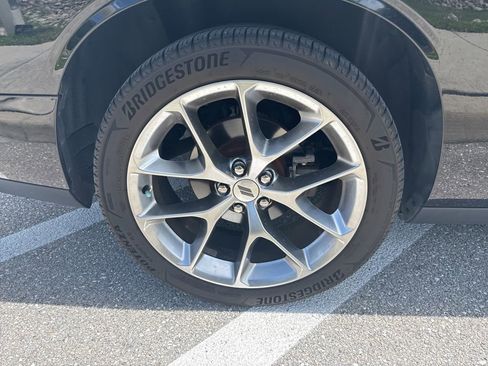 Used 2021 Dodge Challenger SXT w/ Plus Package image 11