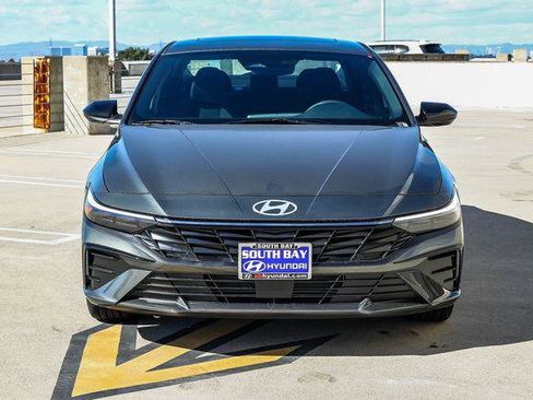 New 2026 Hyundai Elantra SEL Sport Premium FWD image 2