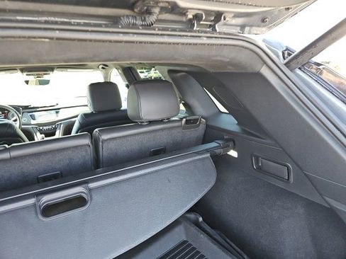 Used 2022 Cadillac XT5 Premium Luxury image 14