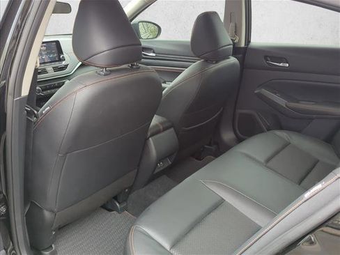 Used 2022 Nissan Altima 2.5 SR w/ Midnight Edition Package image 17