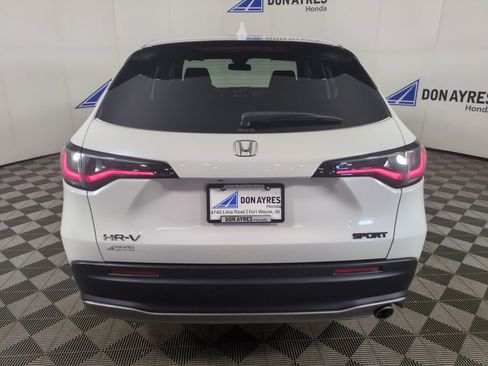 Certified 2024 Honda HR-V Sport image 5