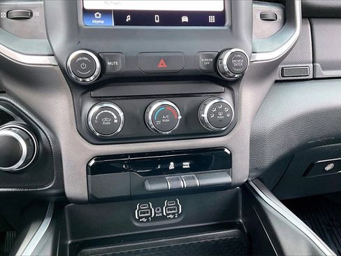 Used 2022 RAM 1500 Big Horn image 32