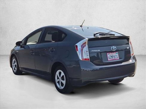 Used 2013 Toyota Prius Two FWD image 8