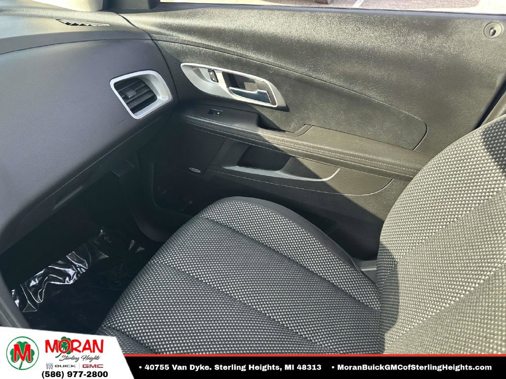 Certified 2017 Chevrolet Equinox LT FWD image 32