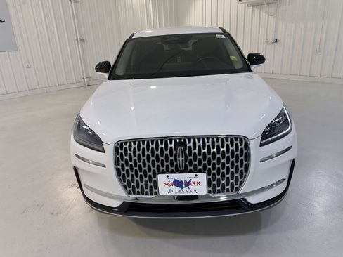 Used 2025 Lincoln Corsair FWD image 31