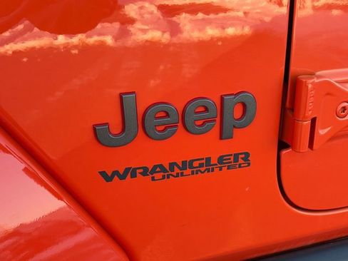 Used 2020 Jeep Wrangler Unlimited Rubicon AWD/4WD image 21