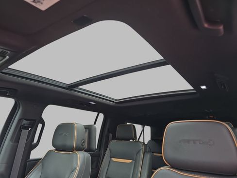 Certified 2021 GMC Yukon XL AT4 w/ AT4 Premium Package AWD/4WD image 33