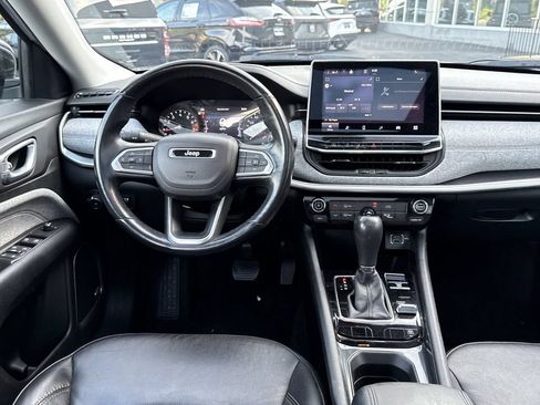 Used 2022 Jeep Compass Latitude w/ Sun and Sound Group AWD/4WD image 14