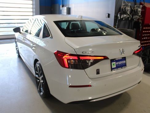 Used 2023 Honda Civic Touring image 43