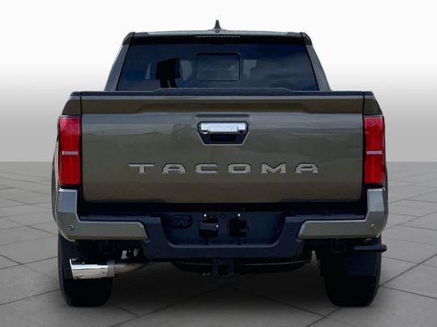 Used 2024 Toyota Tacoma Limited w/ Limited Package (LT) AWD/4WD image 5