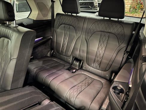 Used 2023 BMW X7 xDrive40i w/ Premium Package AWD/4WD image 33