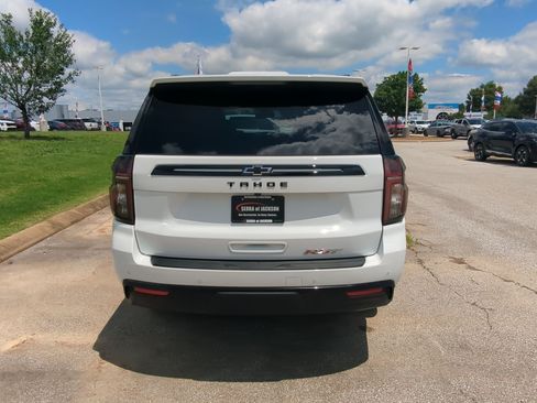 Used 2024 Chevrolet Tahoe RST w/ Luxury Package AWD/4WD image 8