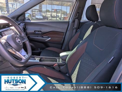 Used 2024 Nissan Kicks SR image 15