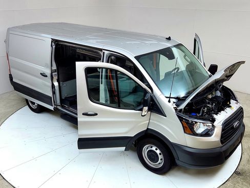 Used 2020 Ford Transit 150 Low Roof RWD image 17