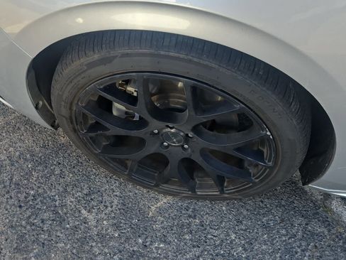 Used 2018 Lincoln Continental Select FWD image 3
