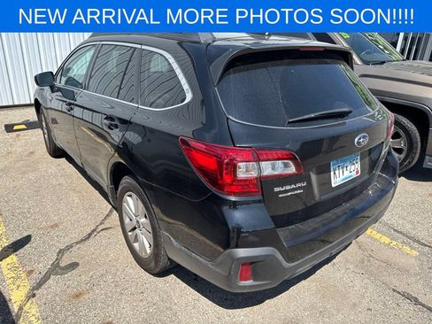 Used 2019 Subaru Outback 2.5i Premium AWD/4WD image 6