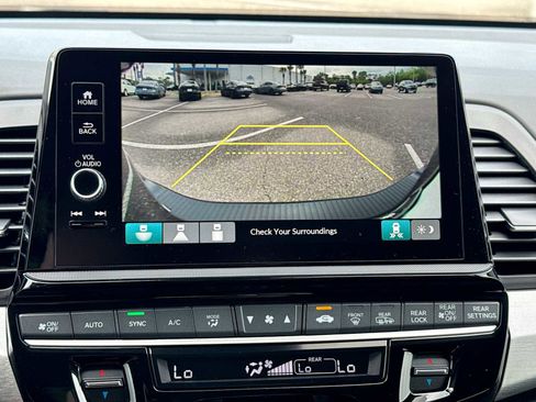 New 2026 Honda Odyssey EX-L image 24
