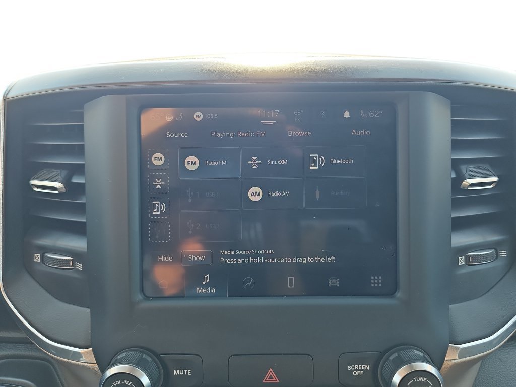 Used 2022 RAM 1500 Laramie AWD/4WD image 21