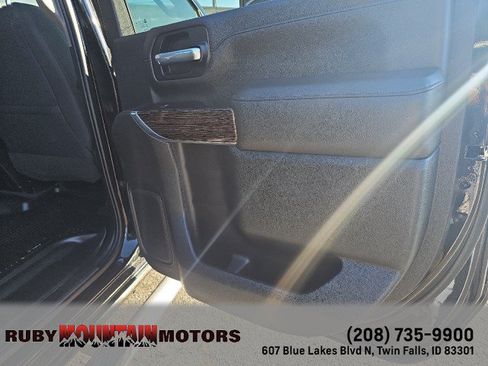 Used 2020 GMC Sierra 3500 SLE AWD/4WD image 26