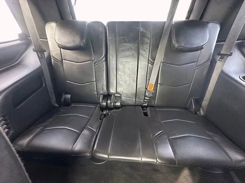 Used 2020 Cadillac Escalade Platinum image 32