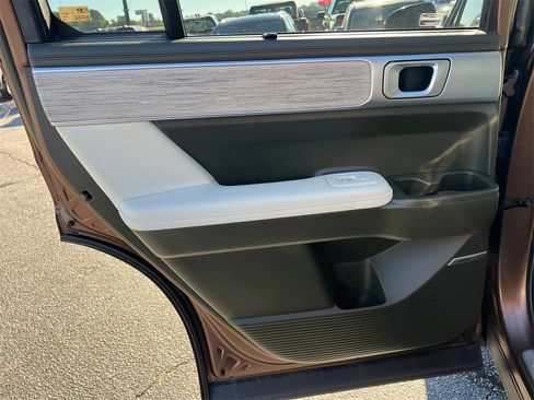 Used 2024 Hyundai Santa Fe Calligraphy image 22