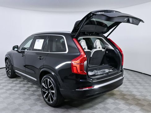 Used 2023 Volvo XC90 B5 Plus w/ Protection Package Premier image 35