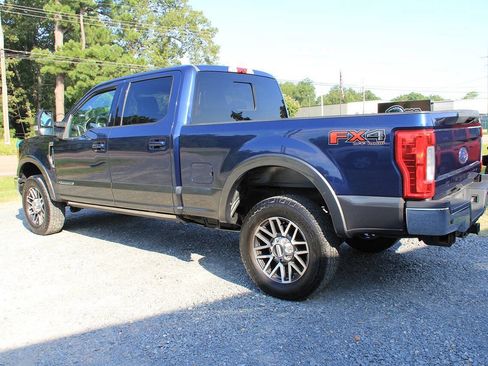 Used 2017 Ford F250 Lariat w/ Lariat Ultimate Package AWD/4WD image 6