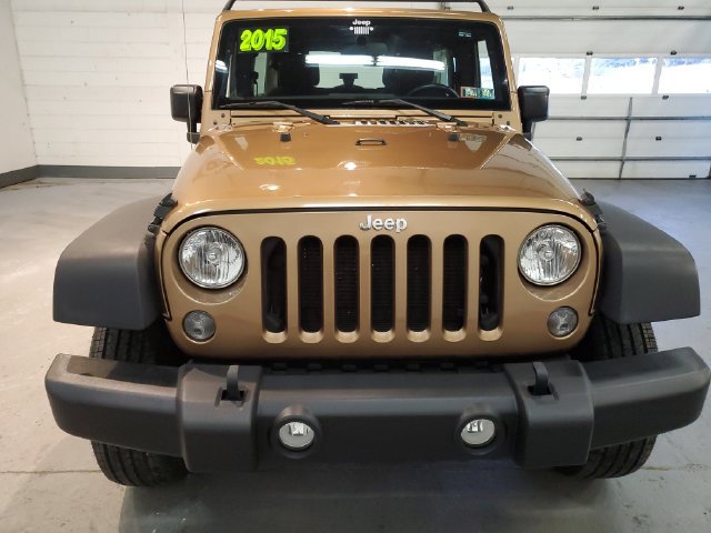 Used 2015 Jeep Wrangler Unlimited Sport w/ Connectivity Group AWD/4WD image 10