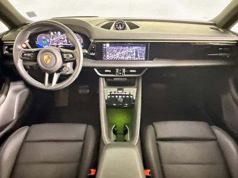 Certified 2025 Porsche Macan 4 Electric AWD/4WD image 11
