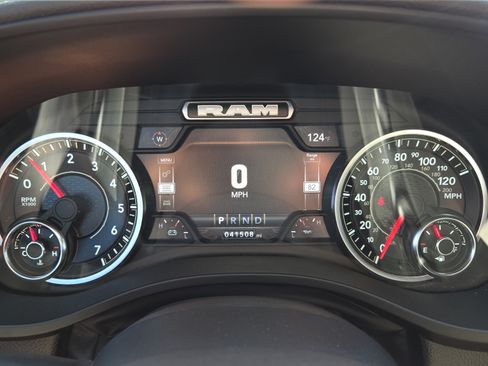 Used 2022 RAM 1500 Big Horn AWD/4WD image 26