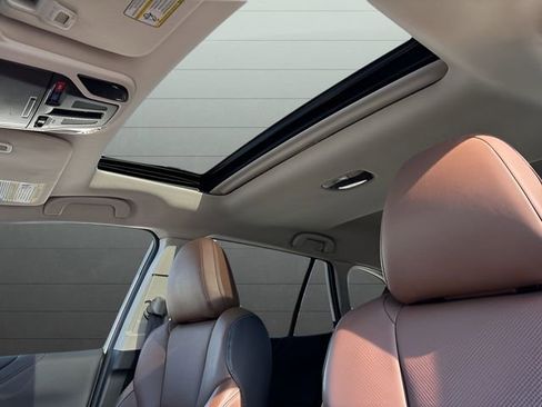 Used 2022 Subaru Outback Touring XT image 27