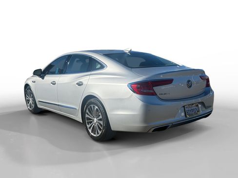 Used 2018 Buick LaCrosse Premium image 3