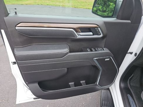 Used 2025 Chevrolet Silverado 1500 RST w/ Convenience Package II AWD/4WD image 15