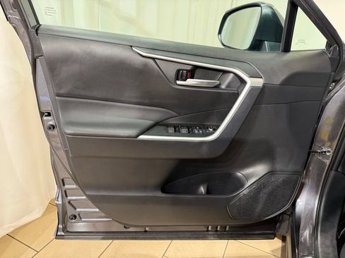 Certified 2025 Toyota RAV4 XLE AWD/4WD image 15